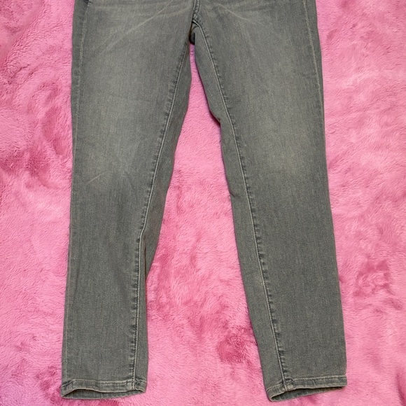 Ann Taylor Petite Women's The Skinny Grey Jeans - Picture 4 of 5